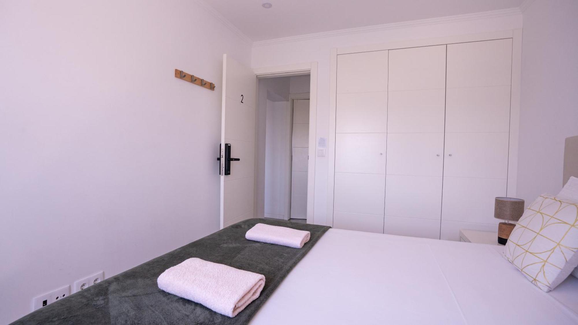 Quarto Aeroporto Lisboa Extérieur photo